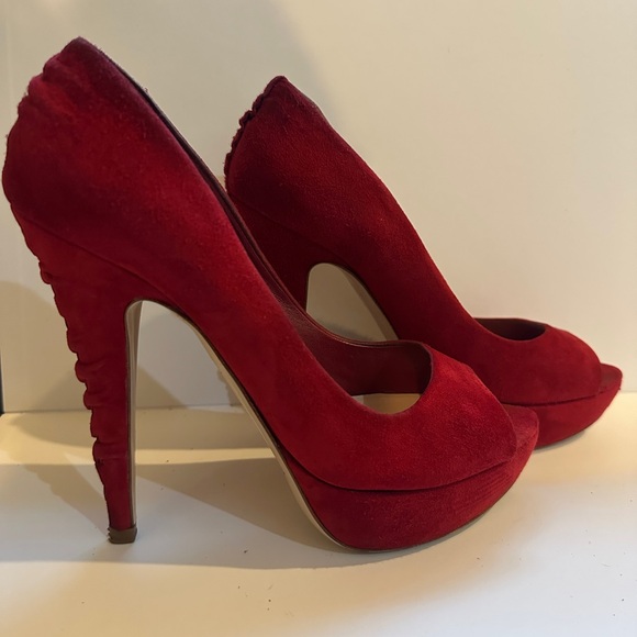 Miu Miu Suede Peep Toe Red Heels with detailed Stitching on the Heel Sz 38 - Picture 2 of 13